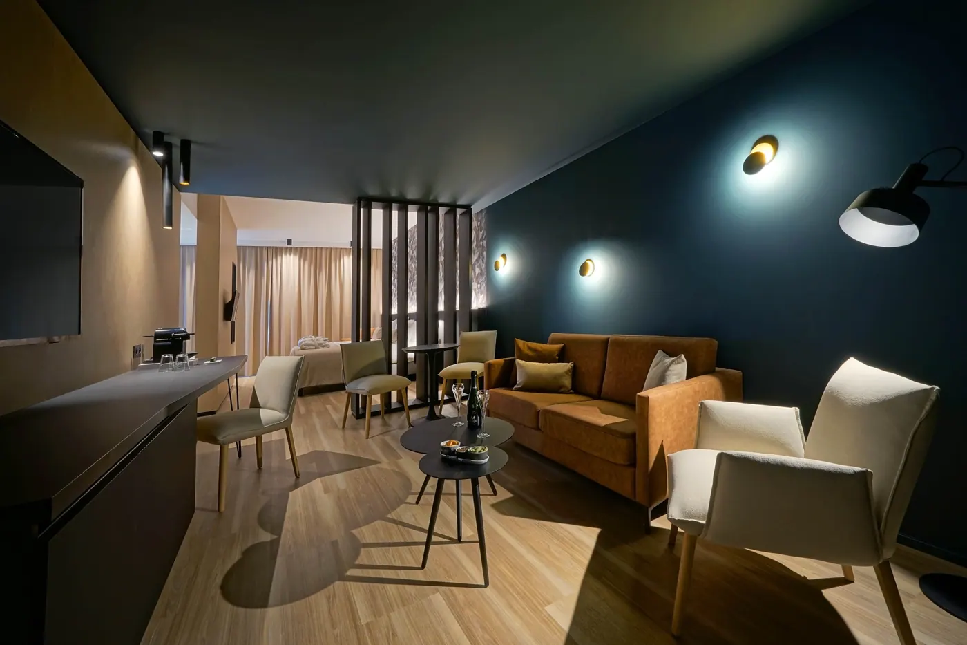 MY Executive Suite
